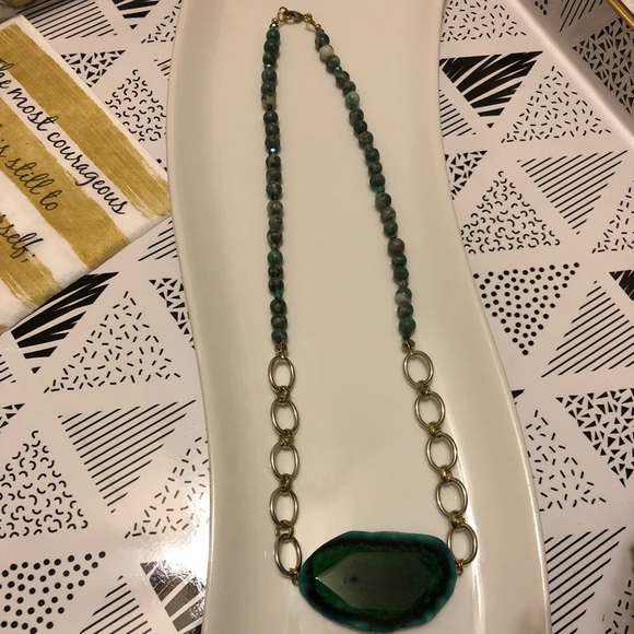 Green Agate Necklace - Picture 8 of 9